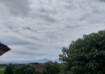 Warga Kabupaten Bandung Dengar Suara Dentuman dari Langit