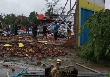 Dua Warga Lampung Tewas Ratusan Rumah Rusak, Akibat Angin Puting Beliung
