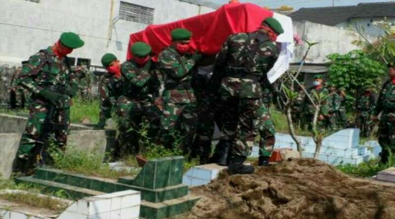 Potret Haru Pemakaman Kapten Fredy, Korban Heli TNI AD Jatuh di Kendal