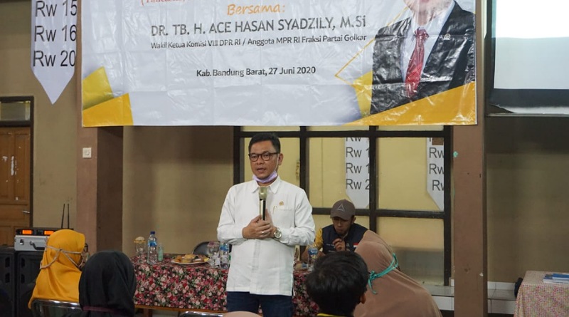 Sosialisasi Empat Pilar MPR RI, Ace Hasan Ajak Masyarakat Bijak Gunakan Medsos