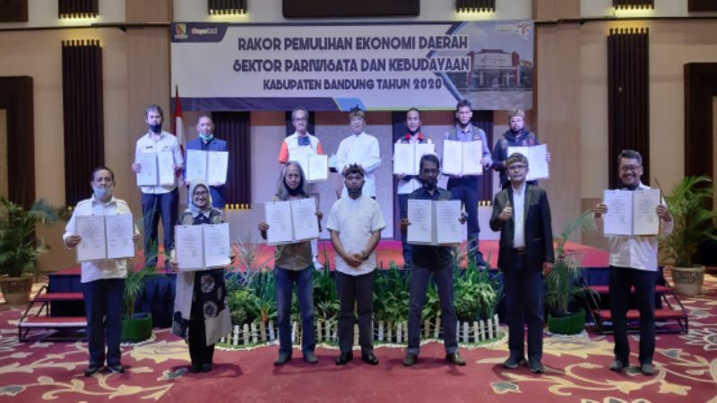 PWI Apresiasi MoU Pemulihan Ekonomi Kepariwisataan di Kabupaten Bandung
