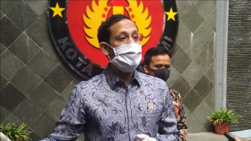 Mendikbud Ingatkan Sekolah Jangan Maksa Muridnya Belajar di Sekolah