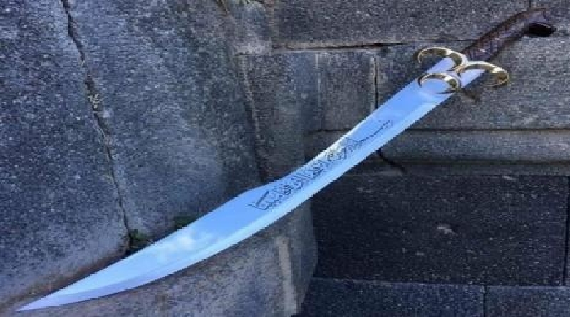 Hagia Sophia: Salat Jumat Pertama Setelah 86 Tahun (2):  Filosofi di Balik Khatib Khutbah Bawa Pedang