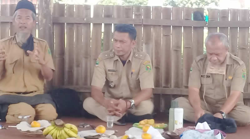 Saber Bernyali Mekarrahayu Ajak Warga Buat Lubang Cerdas Organik
