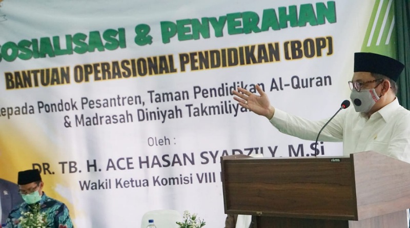 Tegas! Ace Hasan: Jangan Ada Potongan Bantuan Ponpes
