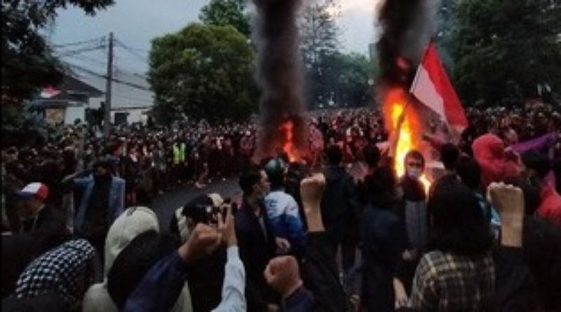 7 Terduga Penganiaya Polisi Saat Demo Bandung Jadi Tersangka