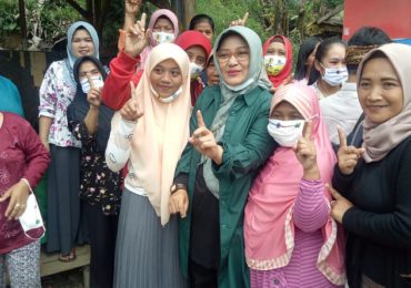 Maknai Hari Pahlawan, Teh Nia Ingatkan Kaum Muda