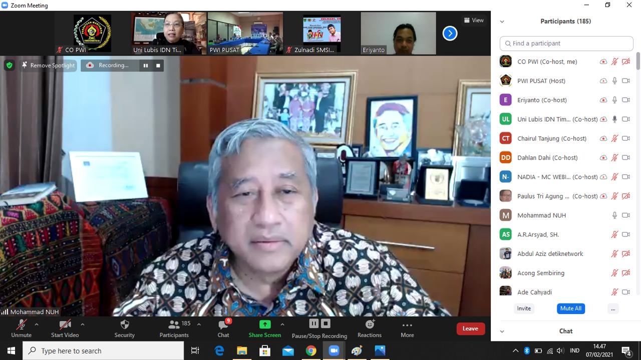 Ketua Dewan Pers M. Nuh: Pers Harus Terus “Menjahit”