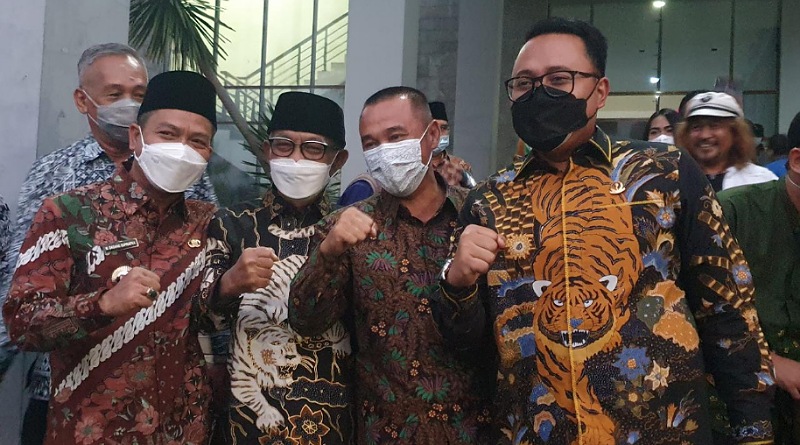 Bupati Bandung, Anang Susanto dan Agus Yasmin Berkomitmen Bekerja Sama Untuk Kemajuan Kabupaten Bandung