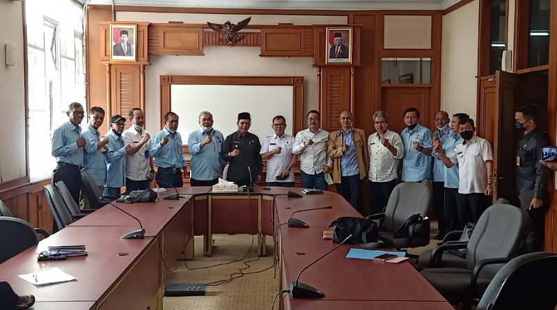Pengurus KONI Audensi dengan Bupati