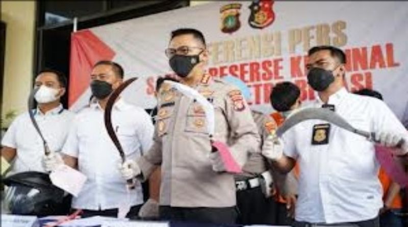 Polisi Ringkus Sembilan Begal Sepeda Motor di Bekasi