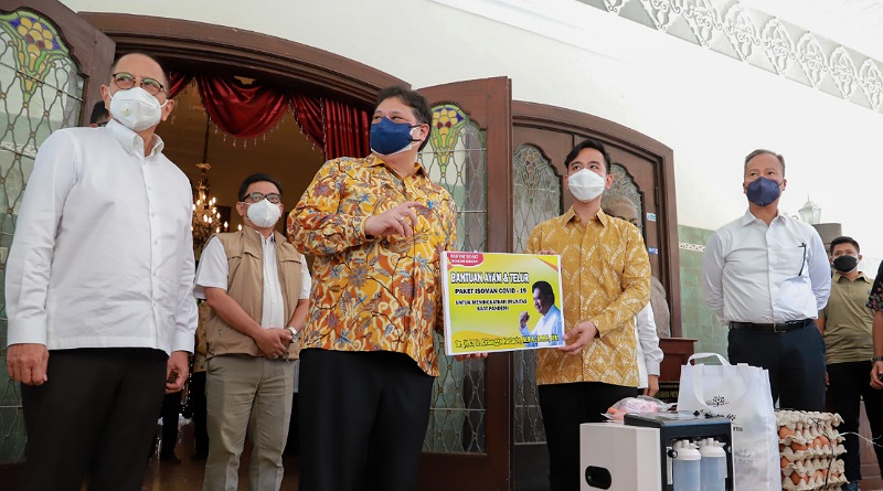 Kemenko Perekonomian Bantu Oxygen Concentrator dan Paket Sembako ke Pemkot Solo