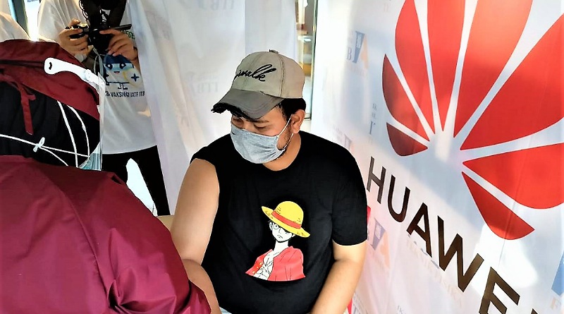 Huawei Dukung IATF ITB Selenggarakan Vaksinasi Massal
