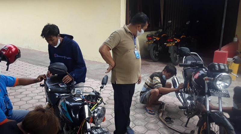 Polsek Udanawu Blitar Tertibkan Pembalap Motor Liar