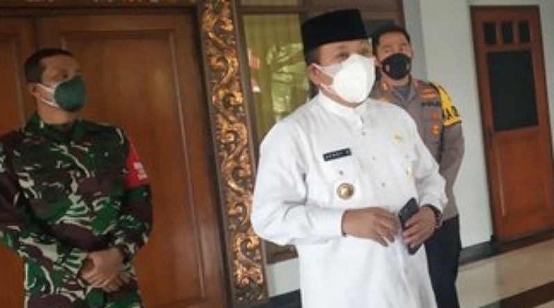 Bupati Jember dan 3 Pejabat Lainnya Kembalikan Honor “Pemakaman” Korban Covid-19 Rp. 282 Juta