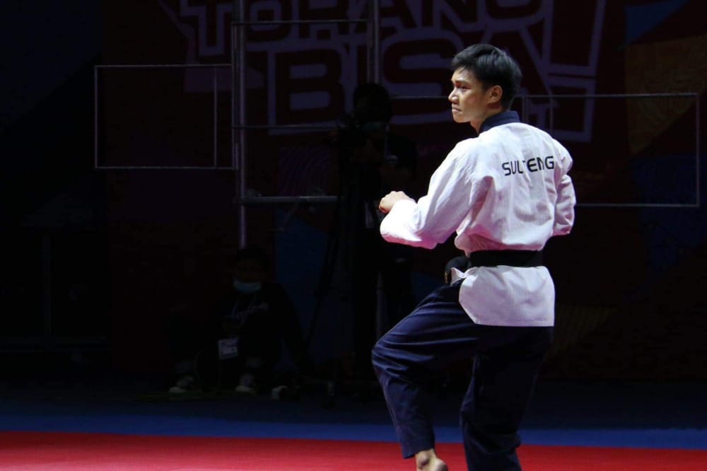 Sulteng Sabet Medali Emas Pertama, Rahman : Medali Saya Persembahkan Untuk Ibu di Surga