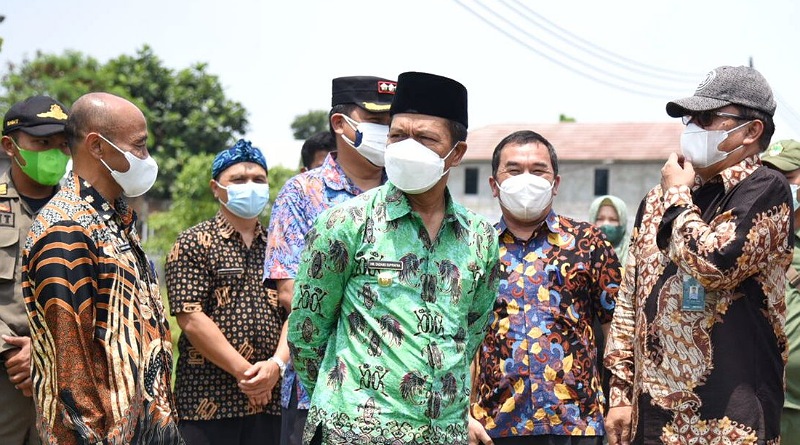 Bupati Bandung Tinjau Lokasi Rencana Pembangunan Sekolah di Rancaekek