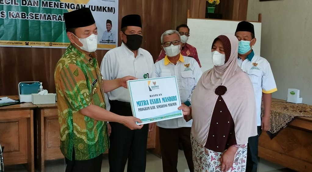 Baznas Bantu UMKM yang Nyaris Gulung Tikar Terdampak Covid-19