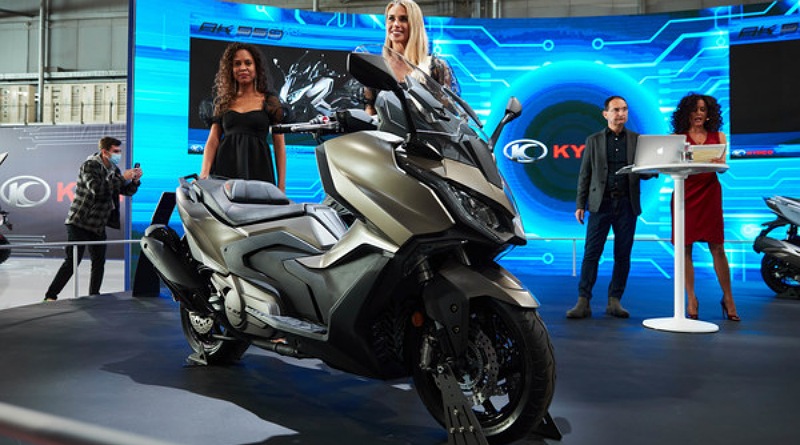 KYMCO AK 550 Terbaru Dengan Konsep “Super Touring”