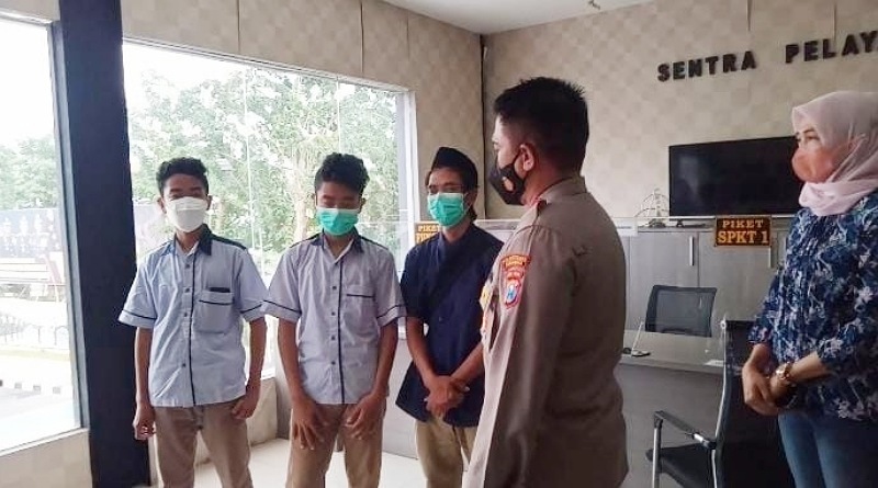 Orang Tua Siswa Korban Pemukulan Oknum Guru Mengadu ke Polrestabes Surabaya