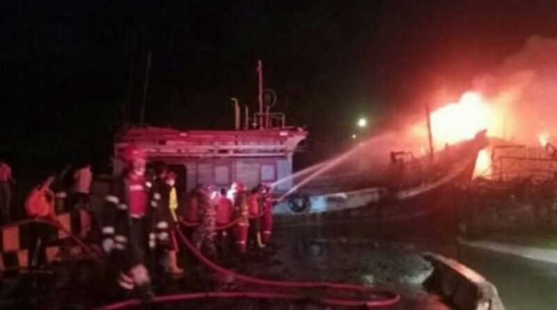 Kapal Meledak di Cilacap Lalu Terbakar, Tak Berdampak ke Pertamina