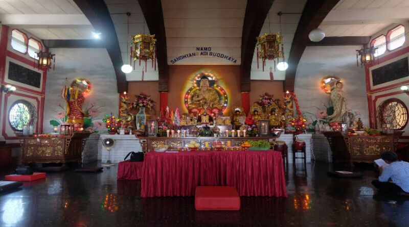Suasana Kondusif, Umat Buddha Kota Bandung Rayakan Waisak dengan Khidmat
