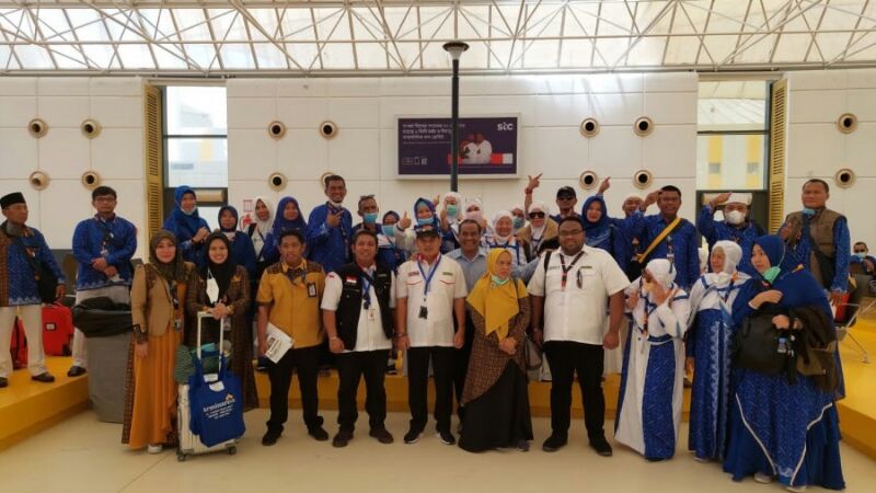 264 Jemaah Haji Khusus Tiba Perdana di Bandara Jeddah