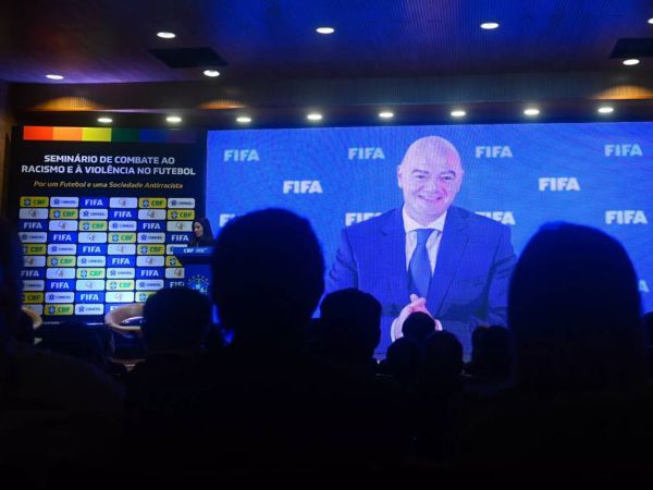 Presiden FIFA Garis Bawahi Pentingnya Persatuan Kolektif Lawan Rasisme