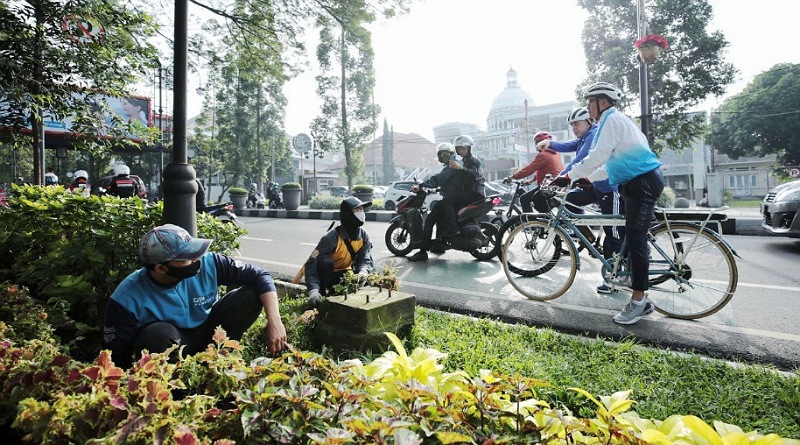 Warga Kota Bandung Diajak Pelihara Taman dan Fasilitas Publik