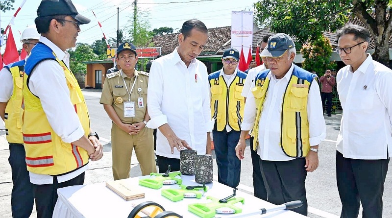Presiden Jokowi Resmikan 7 Ruas Jalan dan 1 Jembatan di Yogyakarta