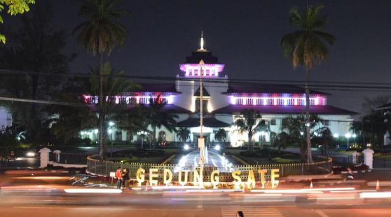 Mengimbau Wisatawan yang Hadir ke Bandung untuk Memperhitungkan Kembali Rencana