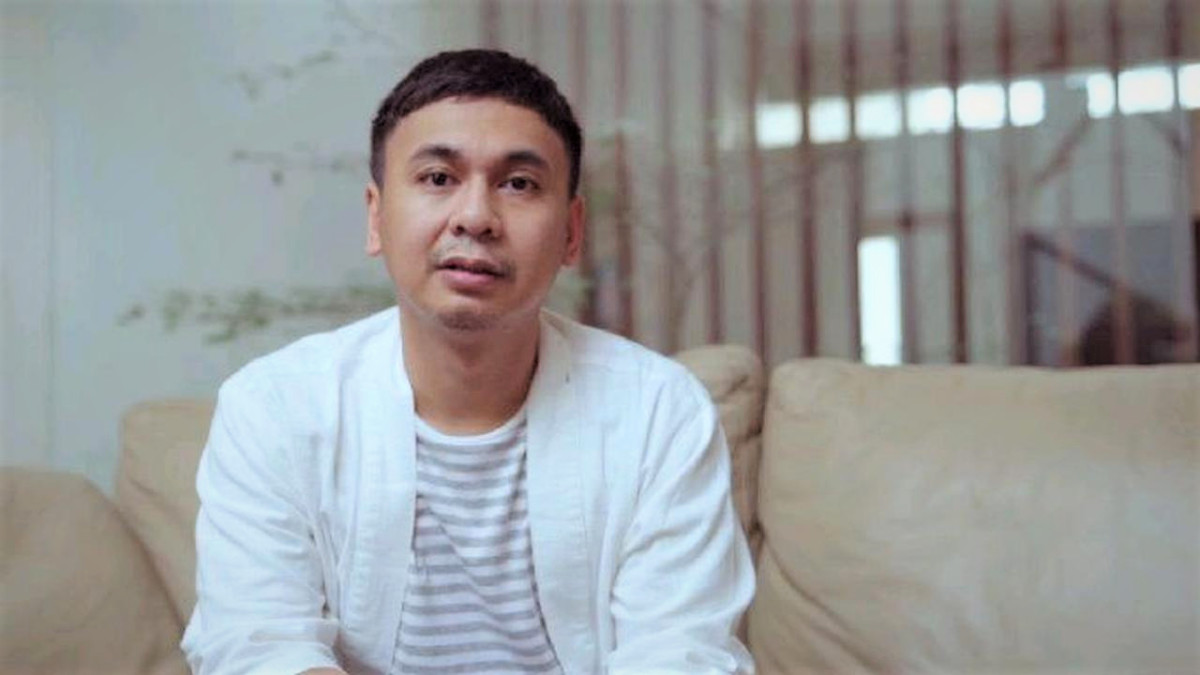 Raditya Dika dan Ariel Tatum Beradu Akting dalam ‘Catatan Harian Menantu Sinting’: Adegan Panas Mereka Jadi Sorotan