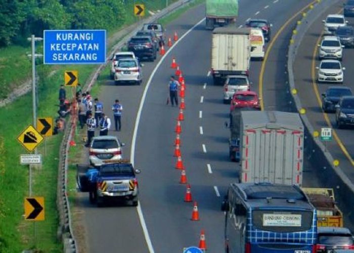 Rekayasa Lalu Lintas di Tol Cipularang untuk Antisipasi Konvoi ‘Mapag Persib’