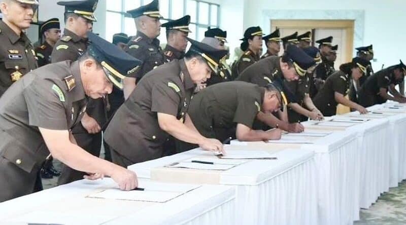 Kajati Jabar Lantik 16 Pejabat Eselon III, Diantaranya Kajari Kabupaten Bandung