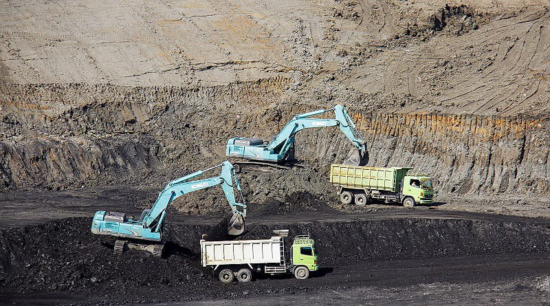 Celios Beberkan Resiko Kerugian Ekonomi yang Terjadi Jika Bahlil Ingin Bagi-Bagi Izin Tambang Pada Ormas