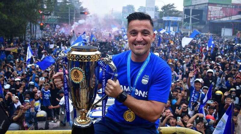 Miro Petric, pelatih fisik PERSIB, memilih berlibur di Asia daripada pulang ke Kroasia