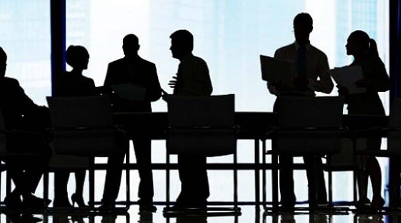 Tiga Raperda Dibahas, Empat Fraksi di DPRD Lombok Utara Sampaikan Pandangan Umum