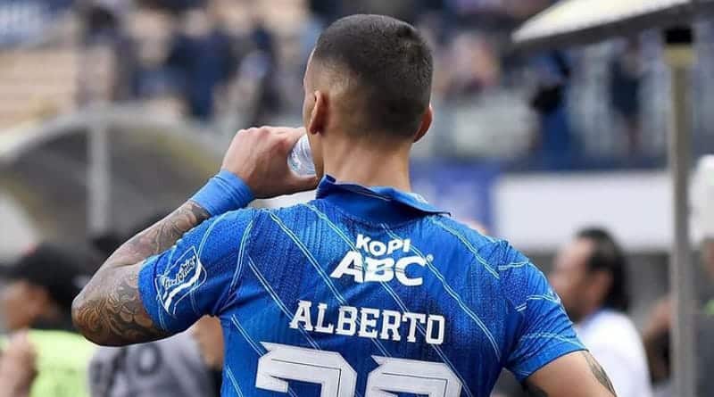 Alberto Rodriguez Liburan di Spanyol Sambil Jaga Kebugaran