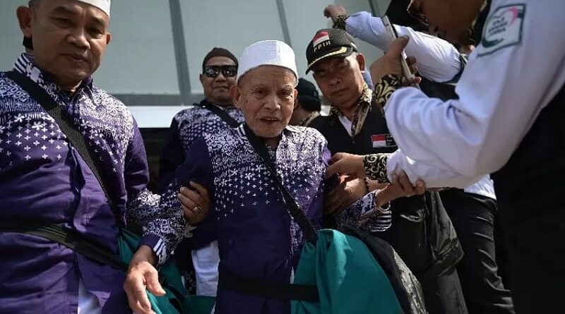 Jemaah Haji Gelombang Pertama Dipulangkan dari Bandara Jeddah dan Madinah Ke Tanah Air