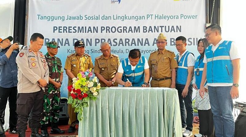 Sekretaris Daerah (Sekda) Garut, Nurdin Yana, Resmikan Pembangunan Instalasi Air Bersih di Desa Sindangheula