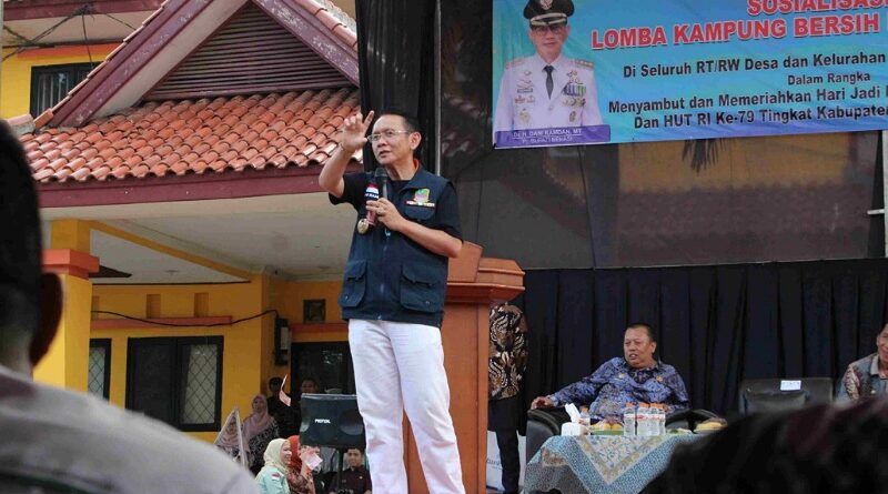 Pj Bupati Bekasi Giatkan Lomba Kampung Bersih di Serang Baru
