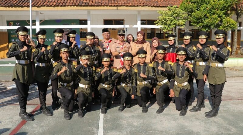 Bupati Dadang Supriatna Buka Pelaksanaan Program MPLS di SMPN 1 Katapang