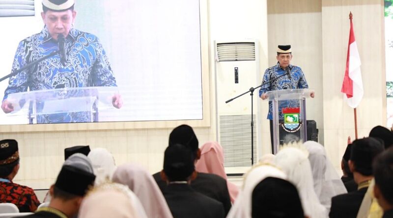 Pj Bupati Tangerang Hadiri Resepsi Isbat Pernikahan Massal 40 Pasangan dalam Rangka Milad ke-49 MUI