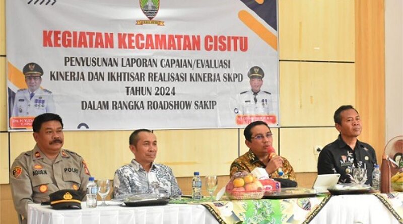Pj Bupati Sumedang Umumkan Berbagai Proyek Pembangunan di Kecamatan Cisitu