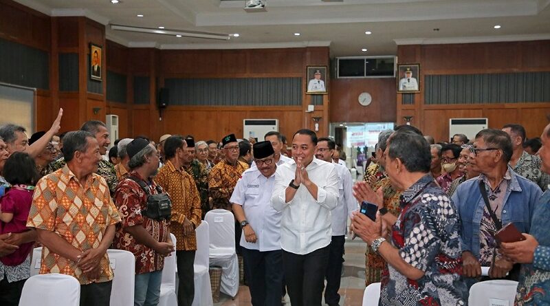 Surabaya Raih Penghargaan: 324 Pendonor Darah Terima Satya Lencana Kebaktian Sosial dari Presiden Jokowi