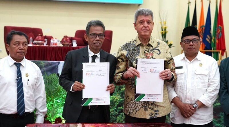 UIN Datokarama Palu Berikan Beasiswa Penuh untuk Warga Palestina