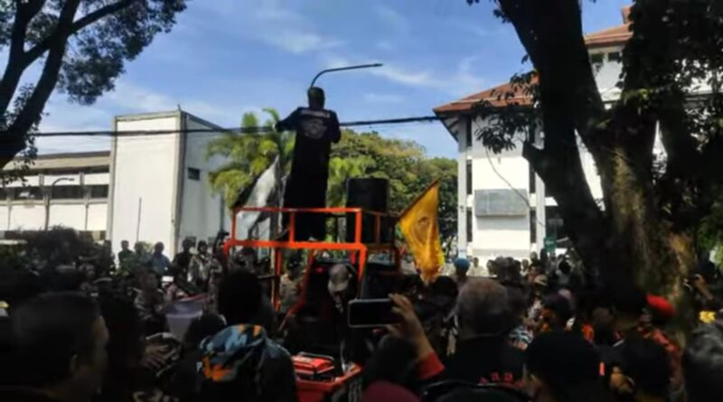 Sejumlah Ormas dan LSM Geruduk Kantor Disdik Jabar : Mekanisme PPDB Masih Tidak Baik-Baik Saja