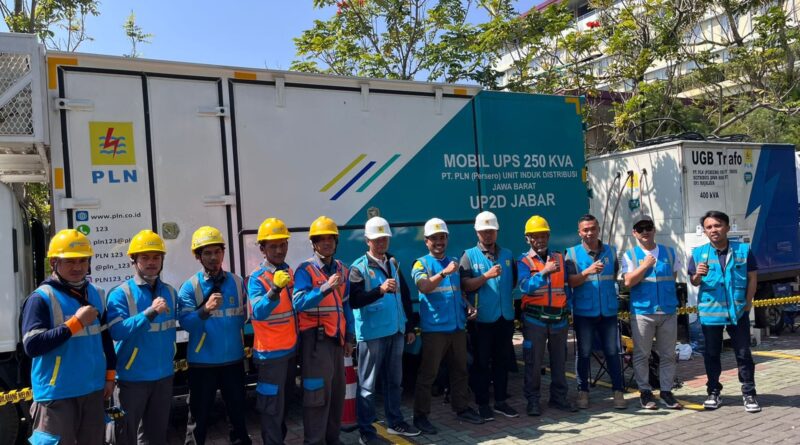 PLN UP3 Majalaya Sukses Dukung Acara Rekor MURI untuk Pengisian Daya Mobil Listrik Terbanyak di Bandung