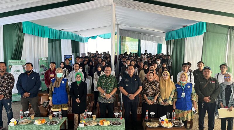 Job Fair: Pemkab Bandung Bersinergi Dengan 10 Perusahaan Untuk Menyiapkan 300 Lowongan Kerja