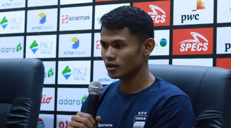 Dimas Drajad: Tetap Semangat, Persib Masih Punya Peluang!